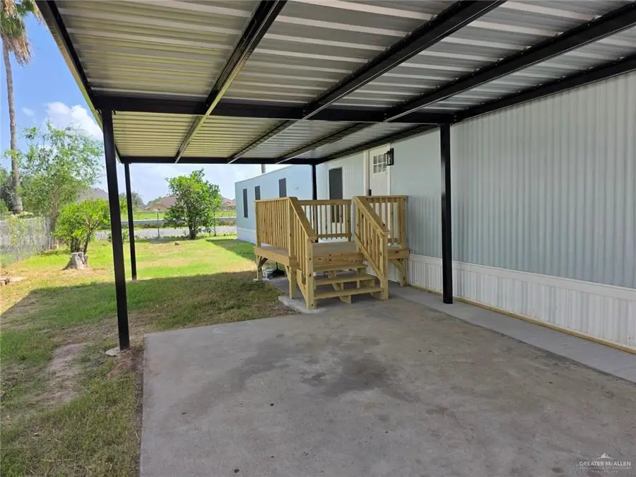 911 W 28th Street, Mission, TX 78574 - #3