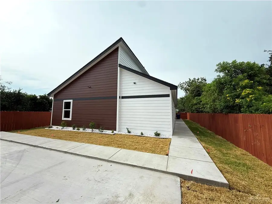 2020 Cedar Avenue, McAllen, TX 78501 - #2