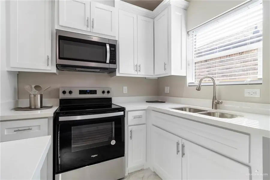 2509 E Israel Avenue, Alton, TX 78572 - #3