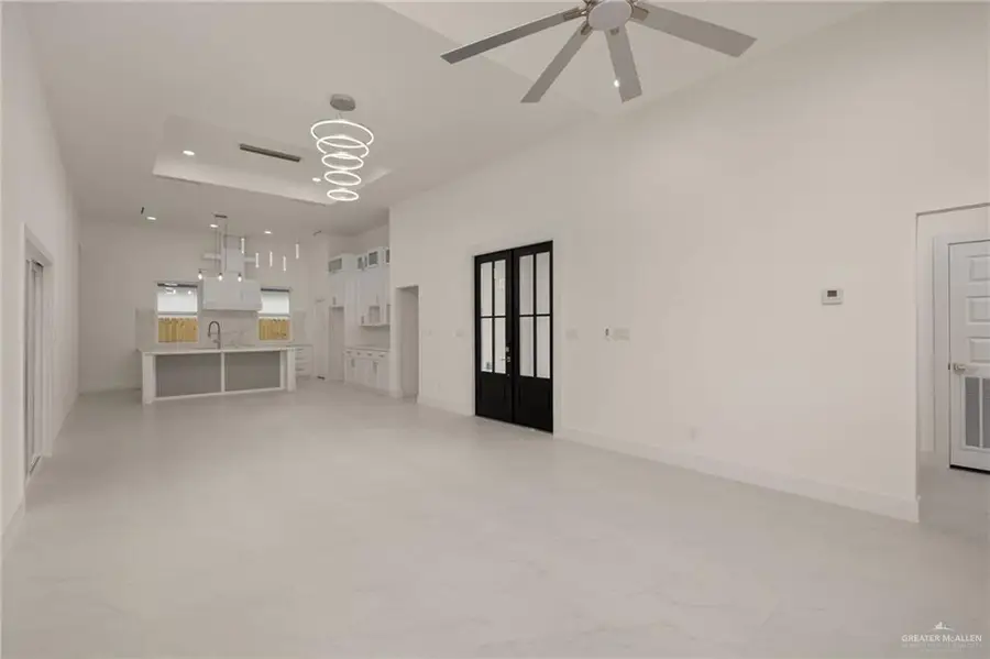 2901 Rosalinda Street, Edinburg, TX 78542 - #3