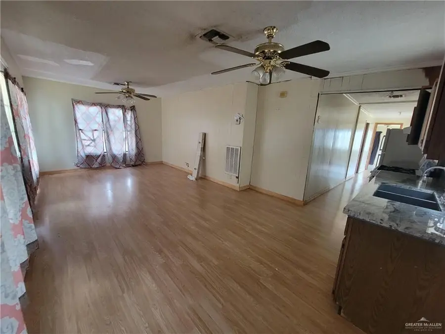2009 W Hackberry Avenue, McAllen, TX 78501 - #3