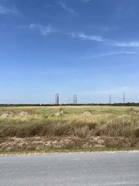 000 Rio Grande Care Road, Edinburg, TX 78541