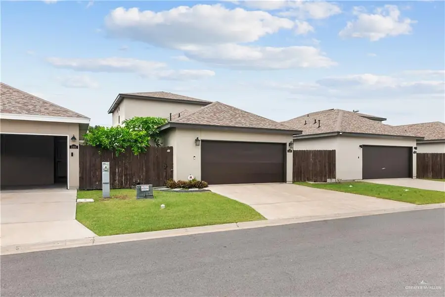 1305 Xavier Avenue, McAllen, TX 78504 - #2