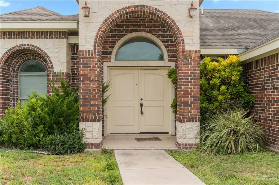 703 Edgewood Avenue, Edinburg, TX 78541 - #3