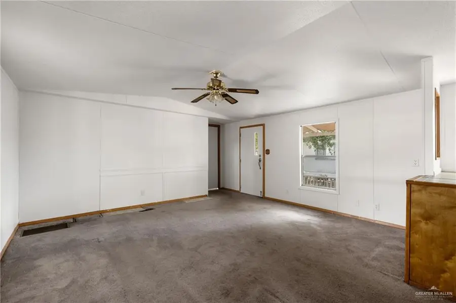 609 E Palmera Drive, La Feria, TX 78559 - #3