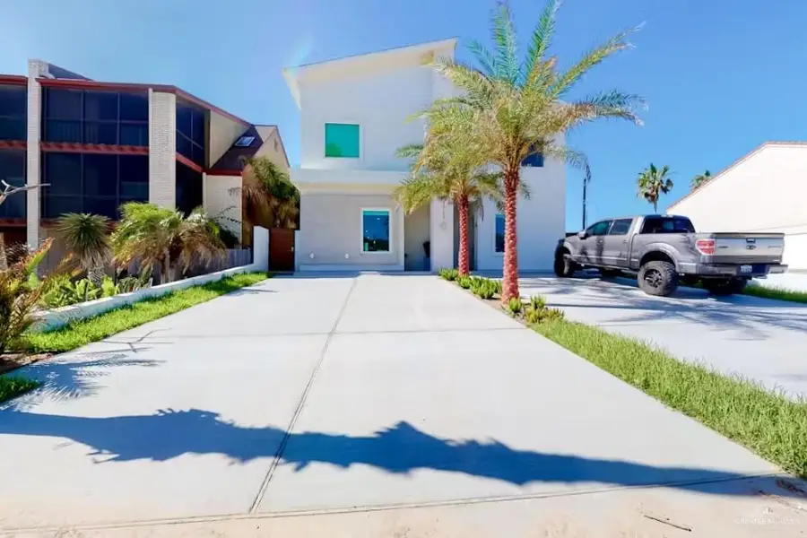 116A & 116B E Dolphin Street, South Padre Island, TX 78597 - #2