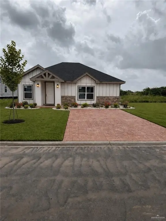 2335 Via Roma Road, Weslaco, TX 78596
