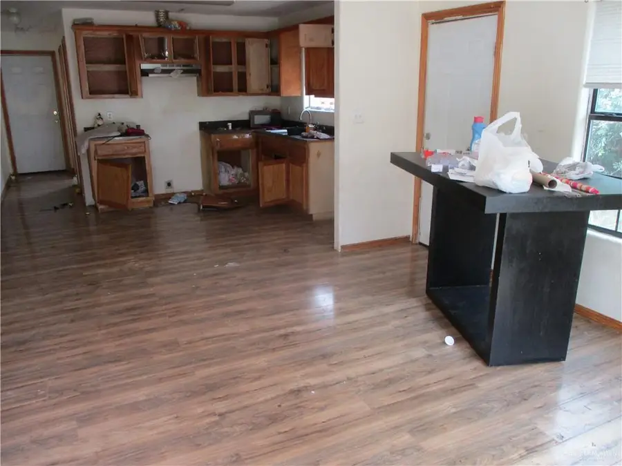 6900 S Colorado Lane, Pharr, TX 78577 - #2