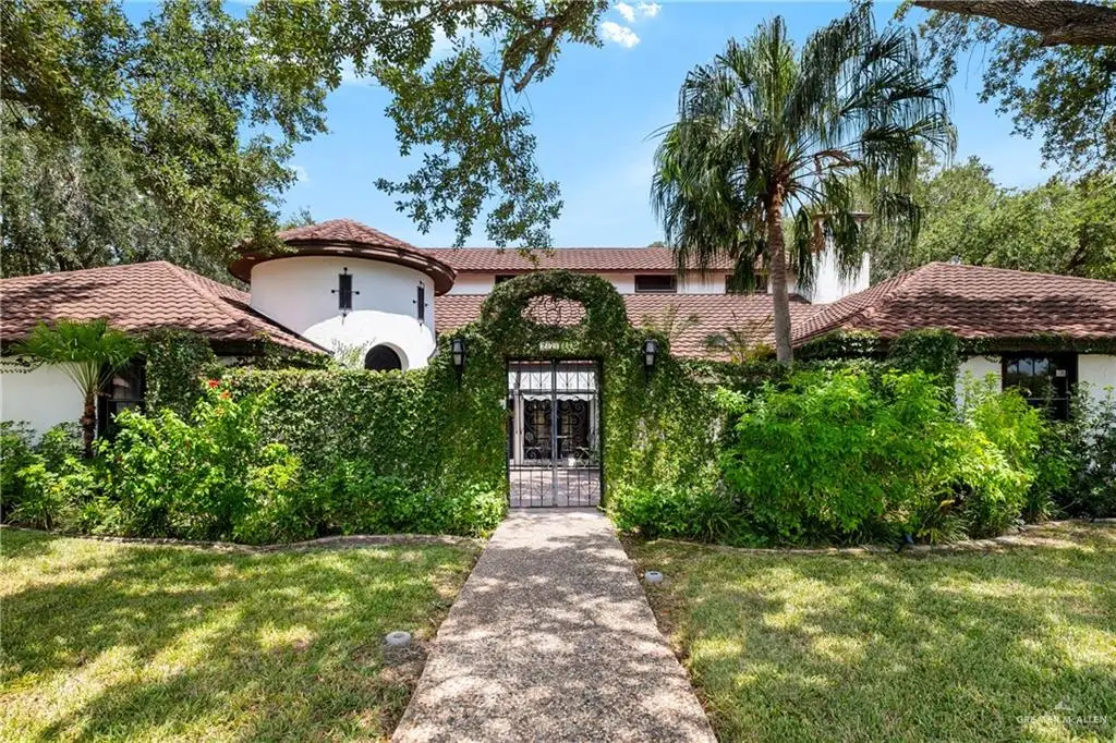 2714 Lake Shore Drive, Edinburg, TX 78539 - #1