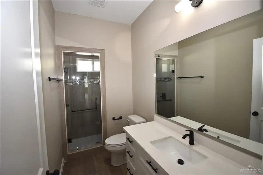 3013 E Bella Vista Avenue, Alton, TX 78573 - #2
