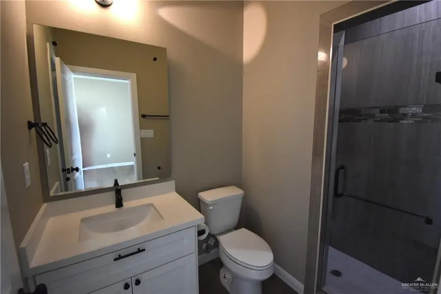 3013 E Bella Vista Avenue, Alton, TX 78573 - #3