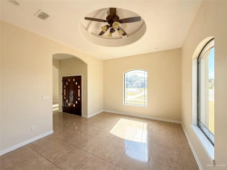 1332 Royal Palm Street, Alamo, TX 78516 - #2
