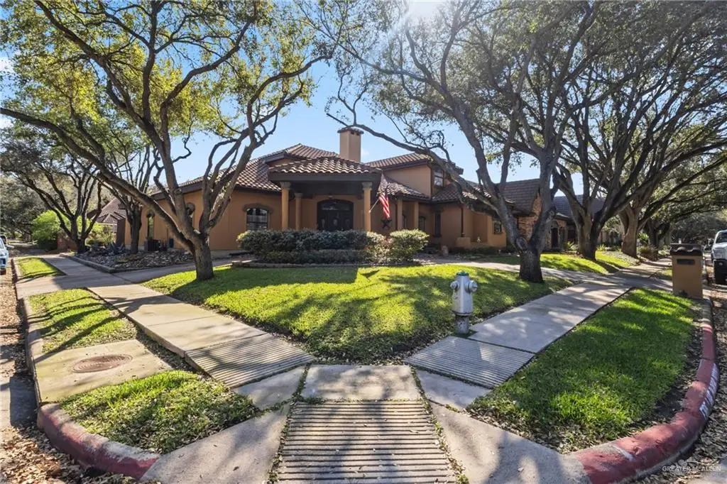 301 Cardinal Avenue, McAllen, TX 78504 - #1