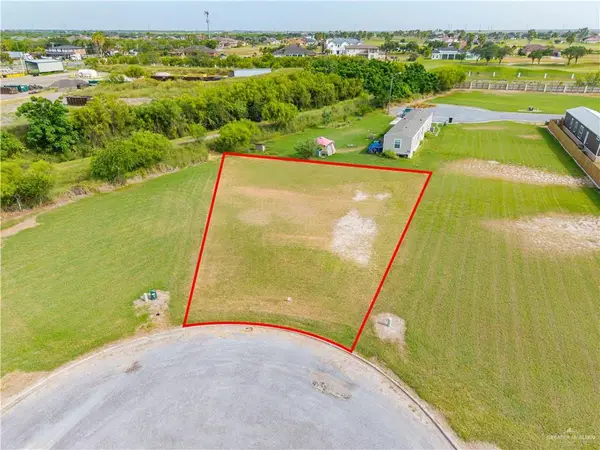 1021 Lauren Avenue, Weslaco, TX 78596