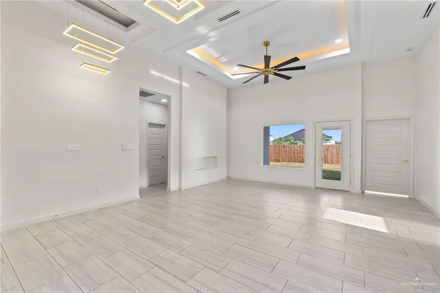 2806 E Retama Avenue, Hidalgo, TX 78557 - #3