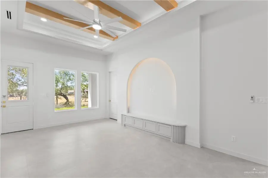 610 W Garfield Avenue, Alton, TX 78573 - #3