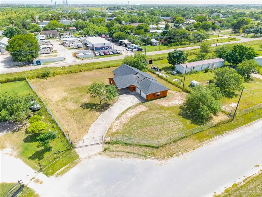 135 Elijah Avenue, Donna, TX 78537 - #3