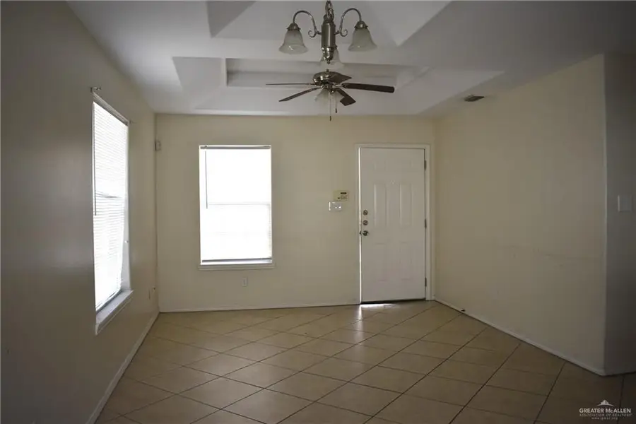221 W Albatross Avenue, Pharr, TX 78577 - #3
