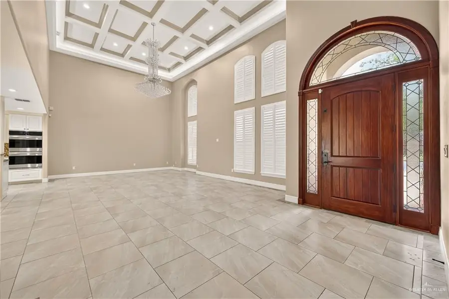 1511 W Daffodil Avenue, McAllen, TX 78501 - #3