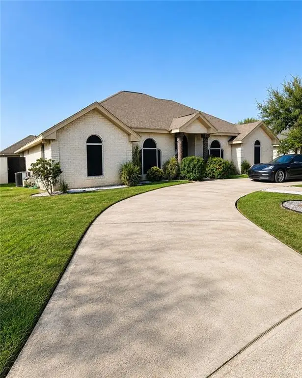 809 E Tulipan Street, Hidalgo, TX 78557 - #1