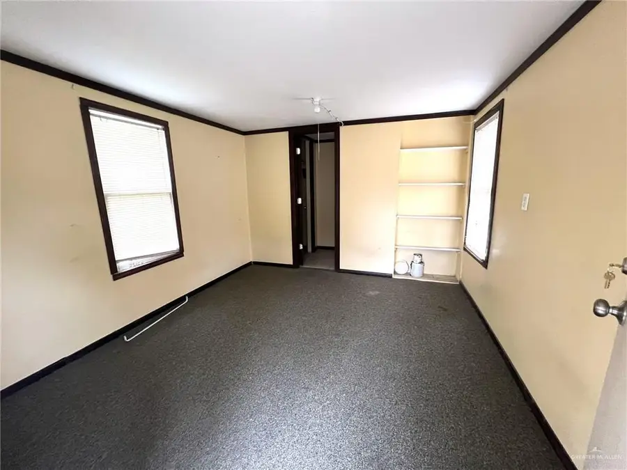 1116 E Hawk Avenue, Pharr, TX 78577 - #3