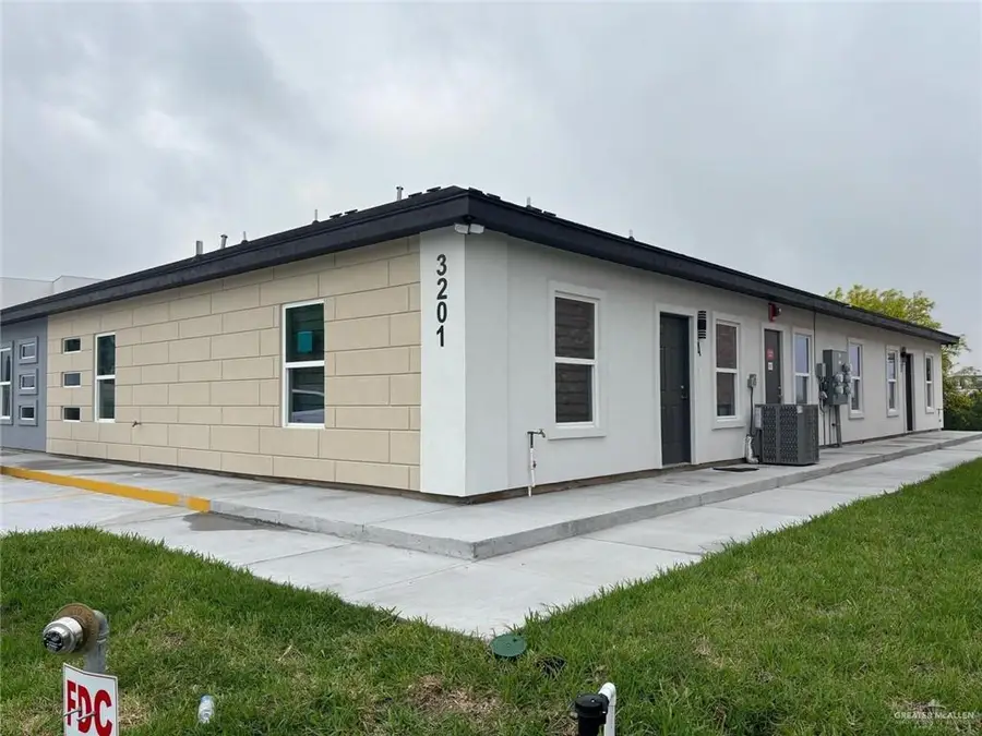 3201 S 6th Lane, McAllen, TX 78503 - #2