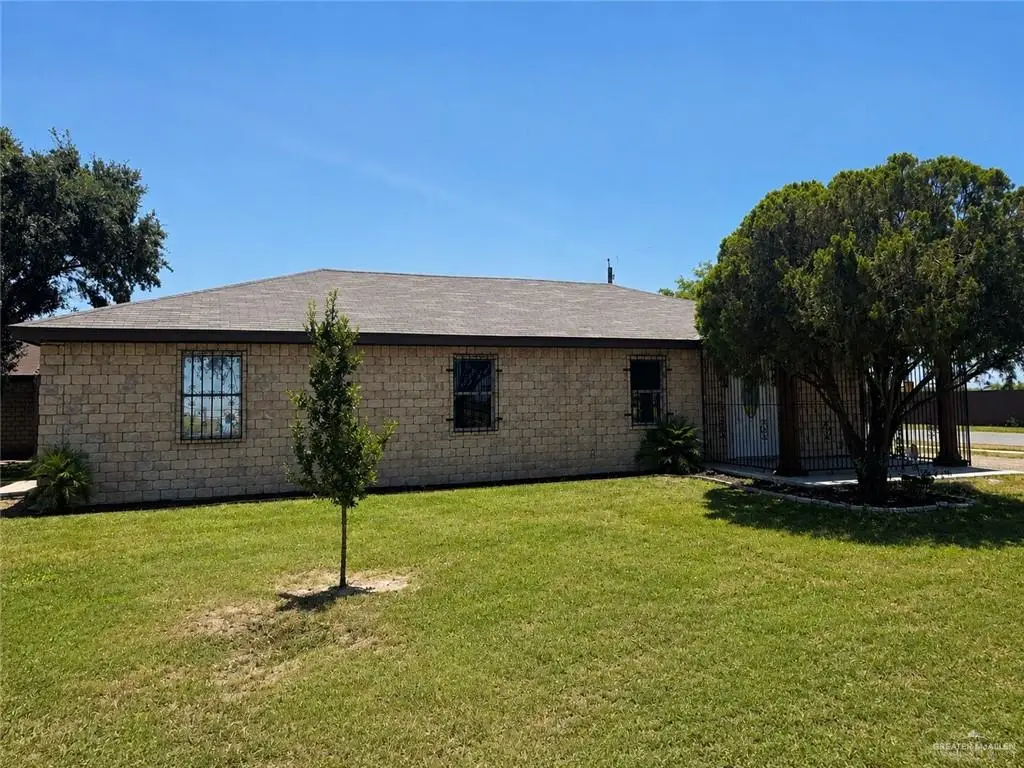 7078 Western Road, Mission, TX 78574 - #1
