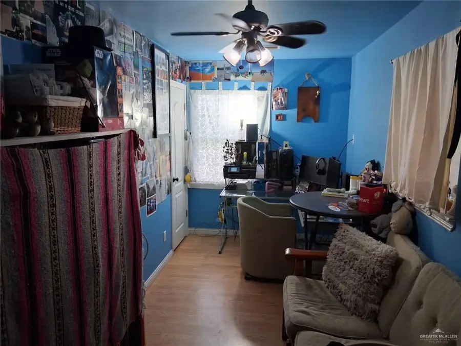 318 W 1st Street, Los Fresnos, TX 78566 - #2