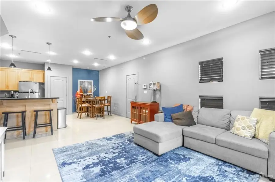 1321 E Camellia Avenue #4, McAllen, TX 78501 - #3