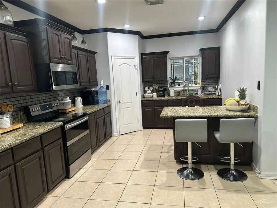 3101 E Truman Avenue, Mission, TX 78573 - #2