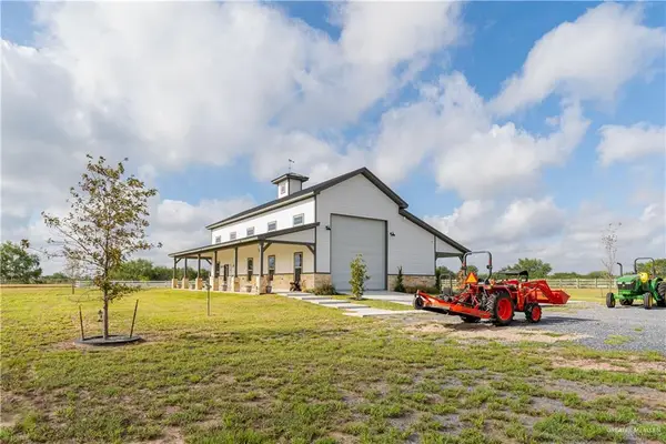 19921 E Los Venados Drive, Edinburg, TX 78542