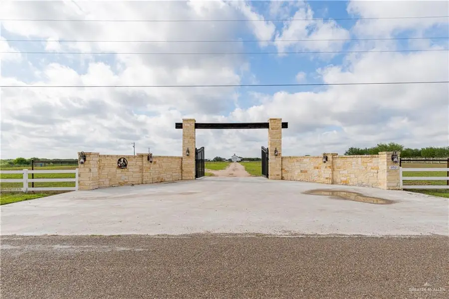 19921 E Los Venados Drive, Edinburg, TX 78542 - #2