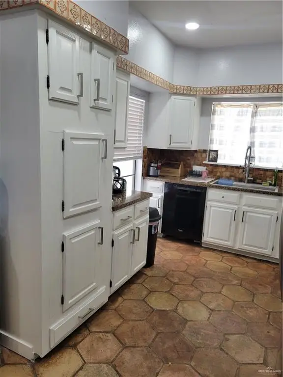 125 E Shasta Avenue, McAllen, TX 78504 - #3