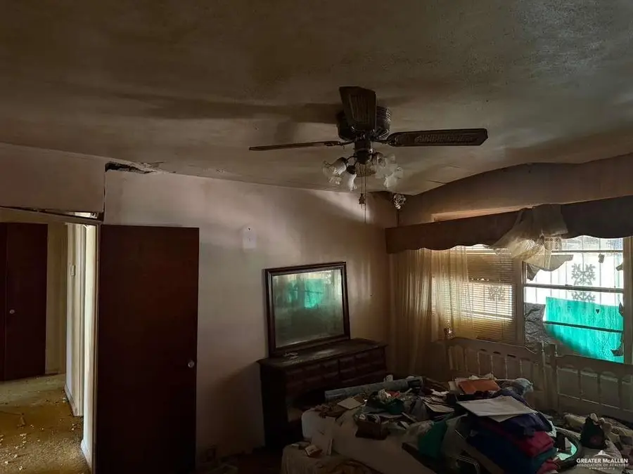 1007 N 7th Street, Harlingen, TX 78550 - #3