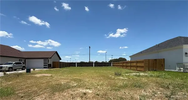 2213 N Gaytan Avenue, Edinburg, TX 78542