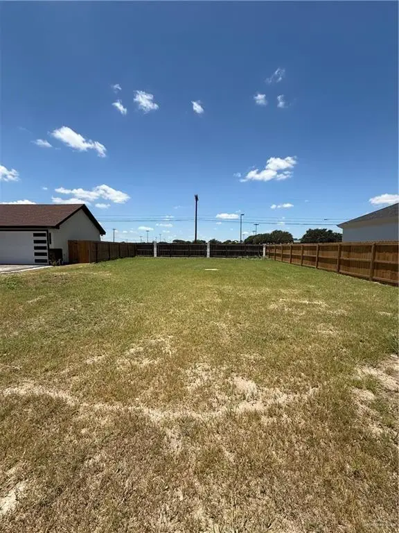 2213 N Gaytan Avenue, Edinburg, TX 78542 - #3