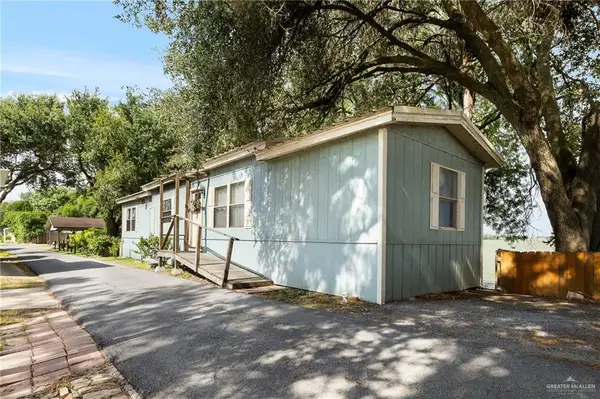 8406 Lago Vista Drive, Edcouch, TX 78538