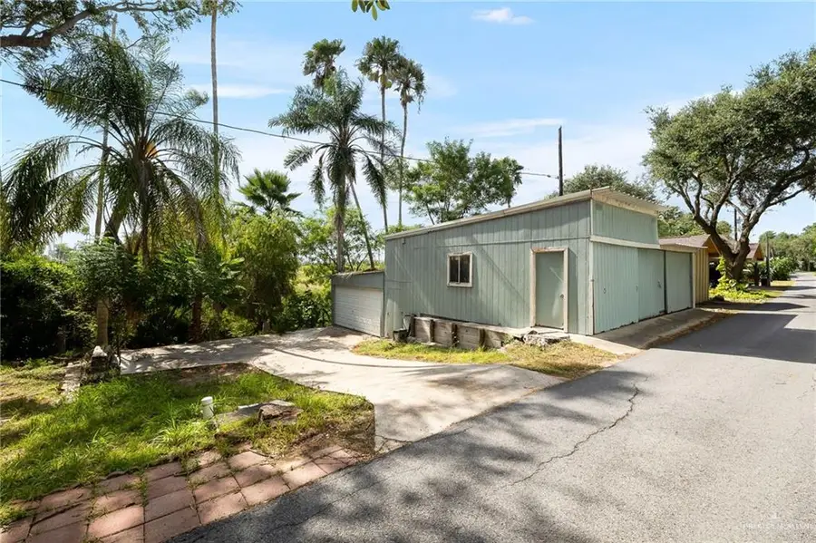8406 Lago Vista Drive, Edcouch, TX 78538 - #2