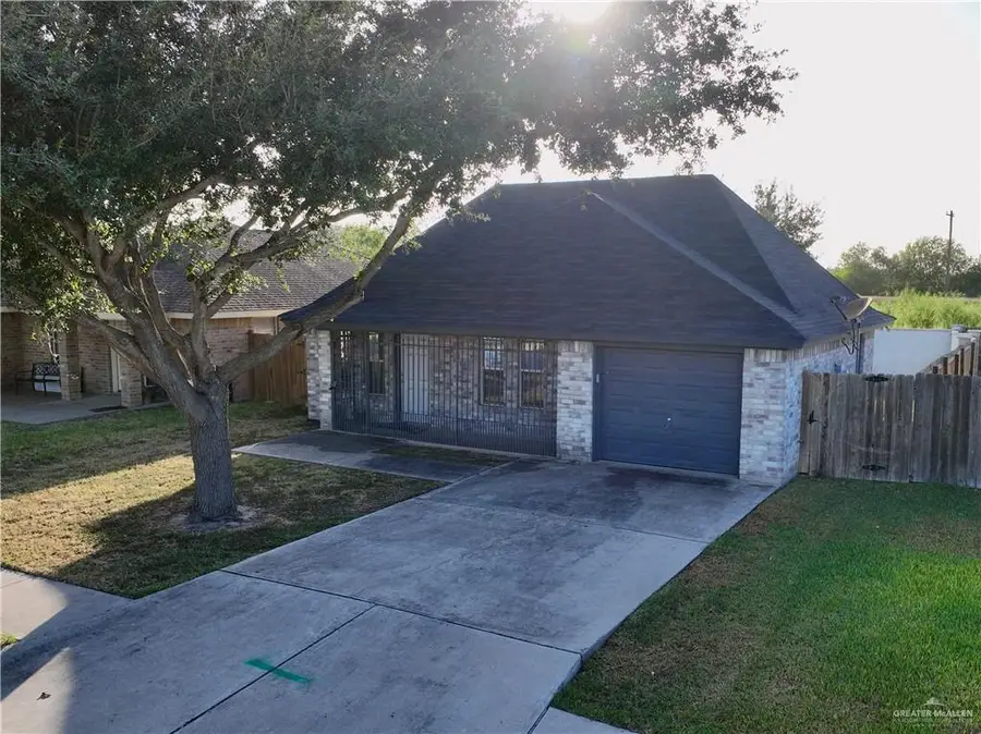 9005 N 37th Lane, McAllen, TX 78504 - #2