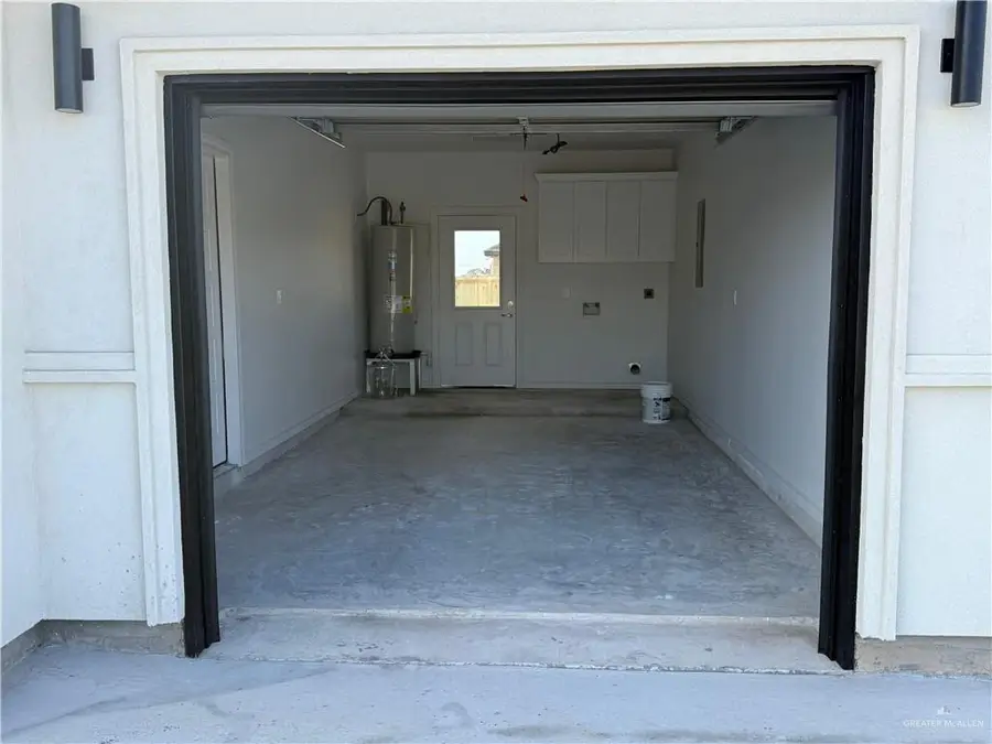 3306 Westgate Circle, Harlingen, TX 78552 - #3