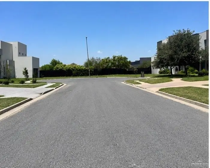 4701 Sonora Avenue, McAllen, TX 78503 - #3