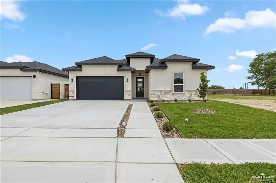 900 Magnolia Street, Mission, TX 78573 - #2