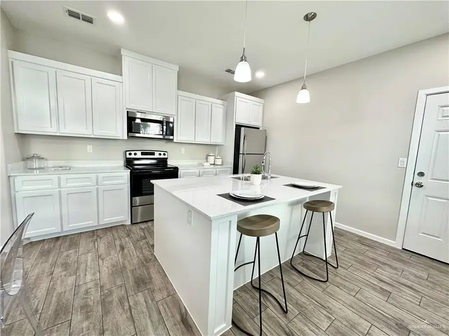 431 Frio Lane, Alamo, TX 78516 - #2