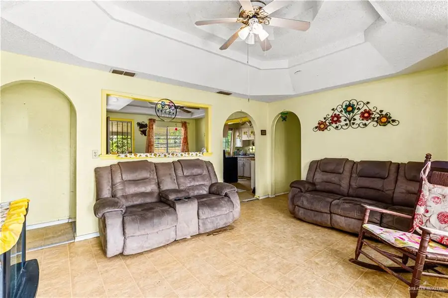 409 S 24th Street, Donna, TX 78537 - #3