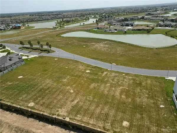 4560 Estancia Parkway, McAllen, TX 78504
