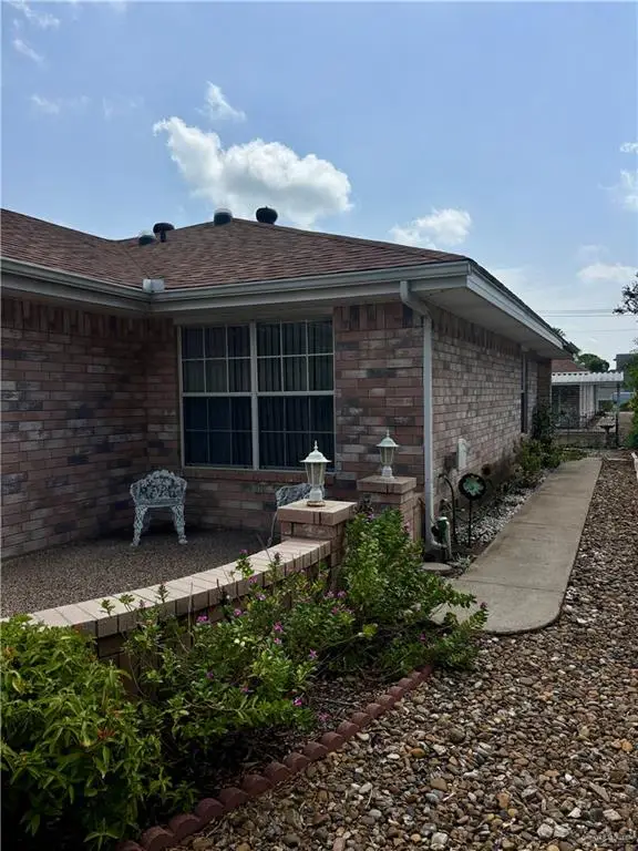416 Capricorn Street, Mission, TX 78572 - #3