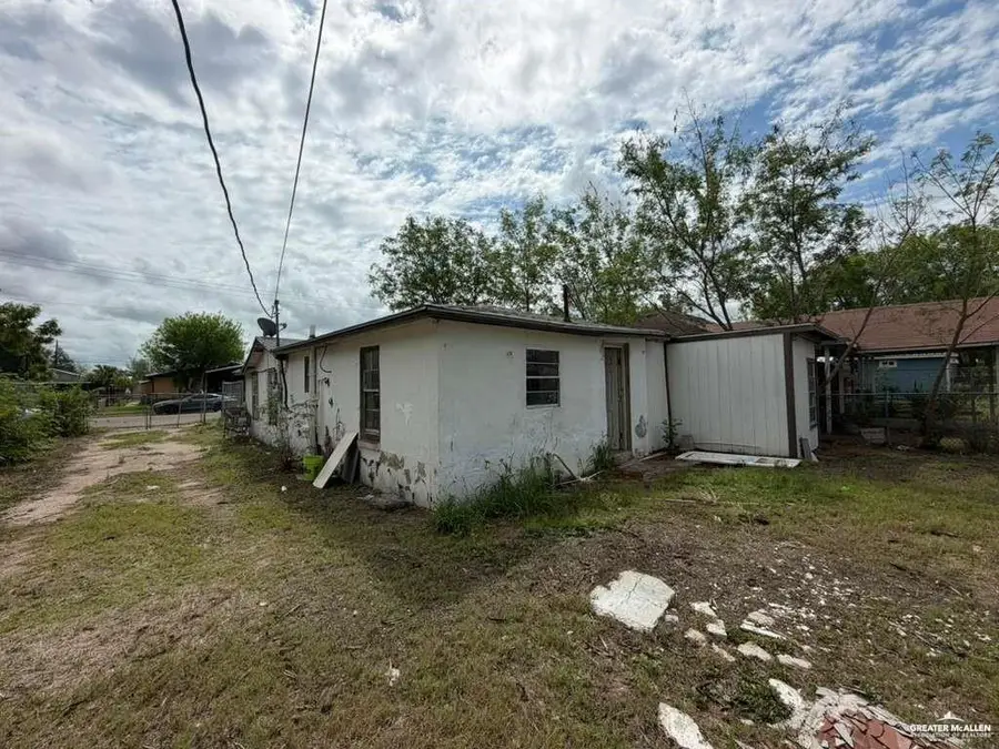 815 Extrumberto Solis Road, Elsa, TX 78543 - #2