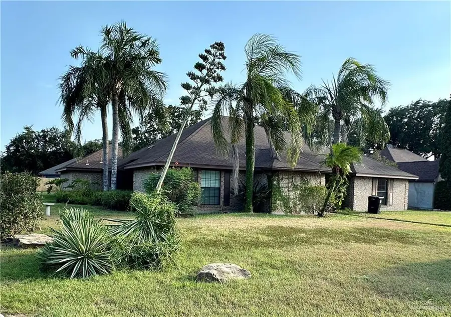 501 W 15th Street, Weslaco, TX 78596 - #3