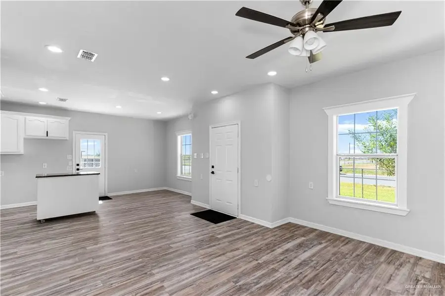 3989 Hoover Street, Mercedes, TX 78570 - #3