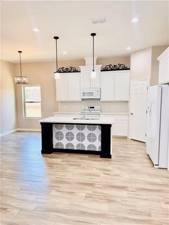 1304 E Acacia Drive, San Juan, TX 78589 - #3